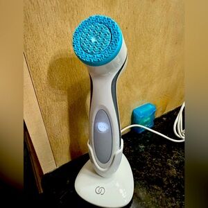 Lumispa face cleaner/massager